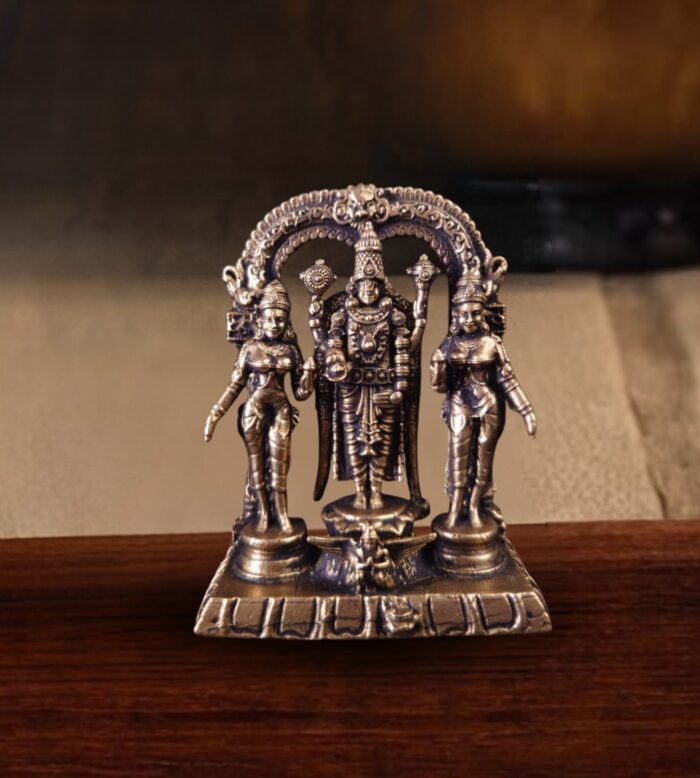 Panchaloha Vishnu, Sreedevi & Boodevi