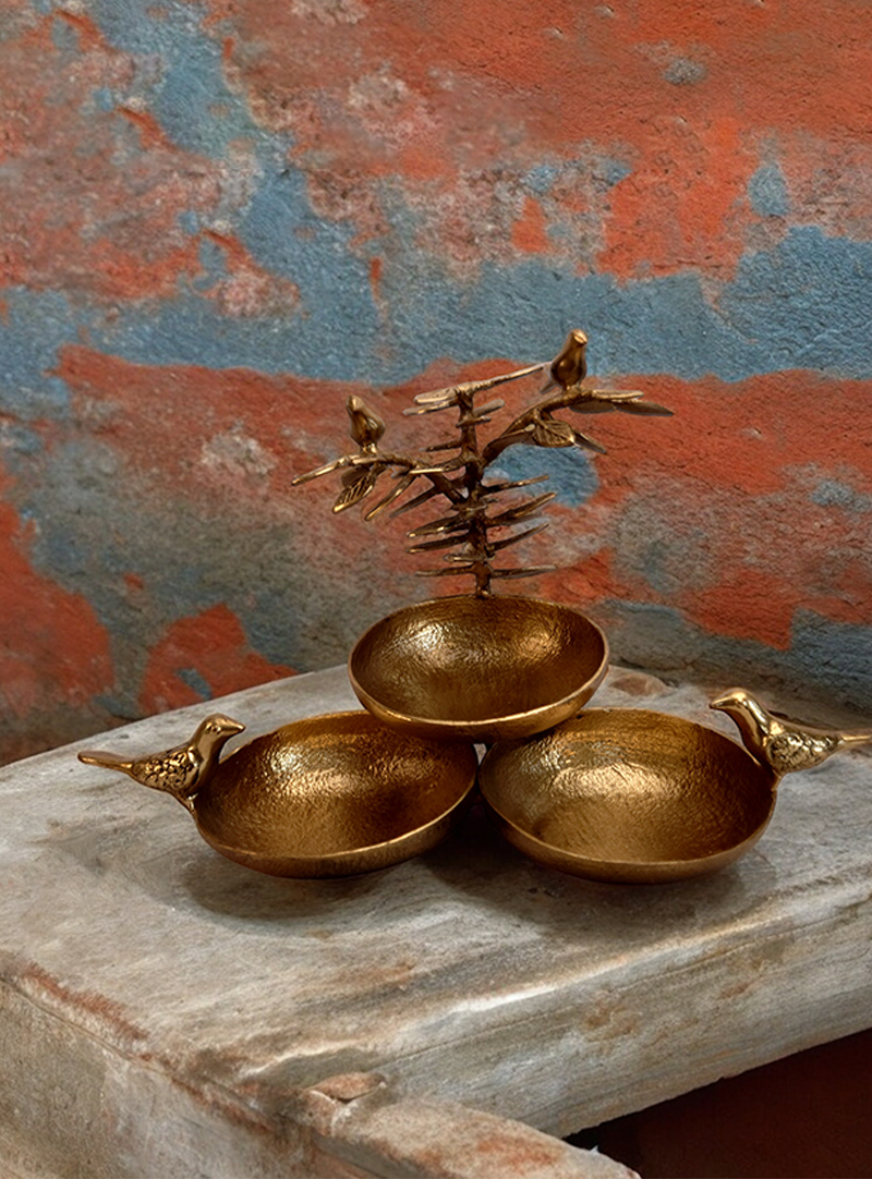 Brass Planters – Bharathiyam House Of Handicrafts