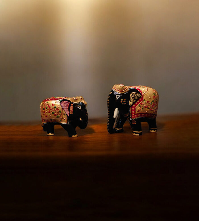 White Wood Color Painting Elephant (Medium)