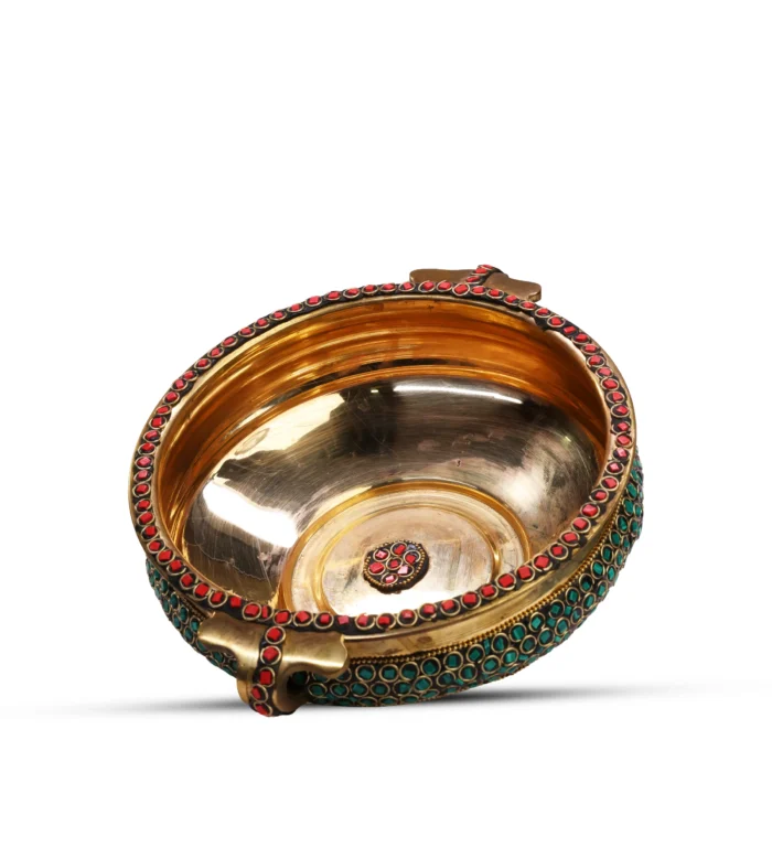 Brass Uruli Stone Work