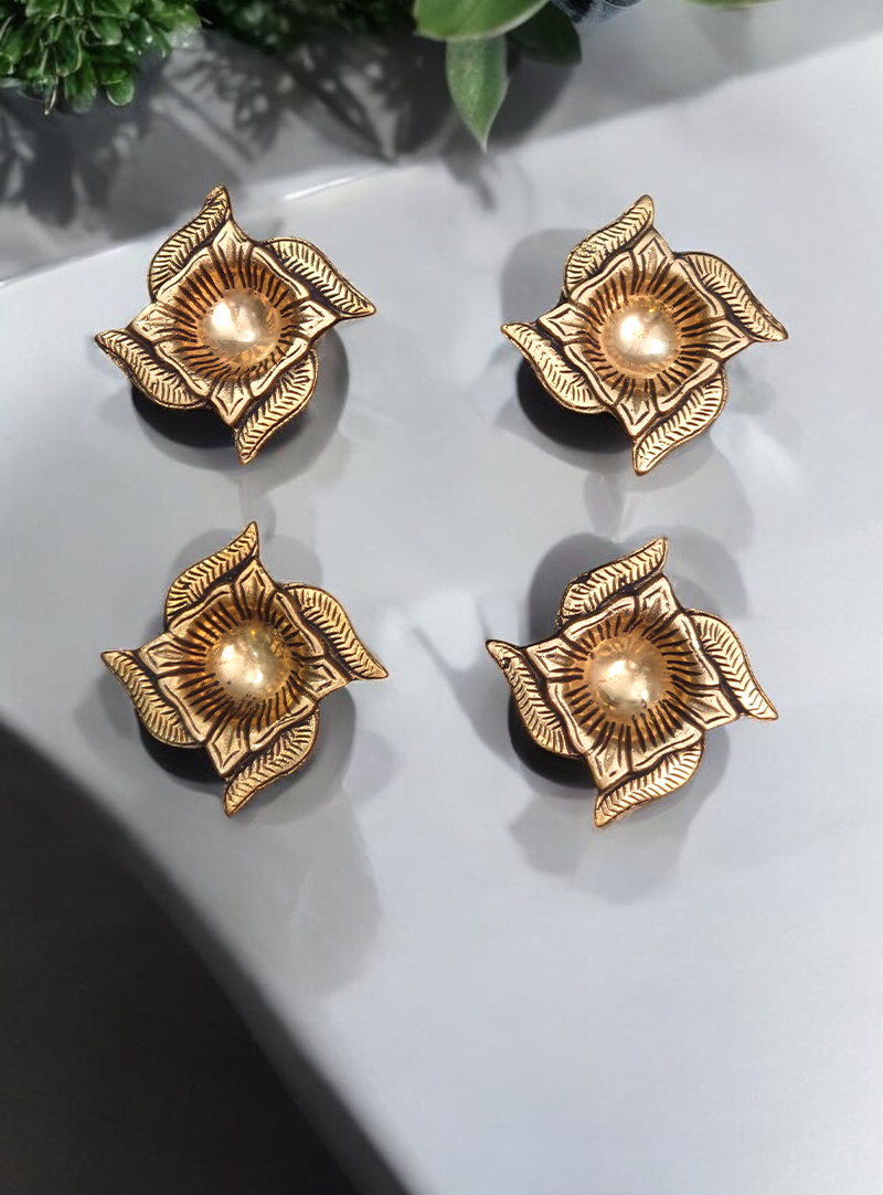 Brass Swastik Lamp Set – Bharathiyam House Of Handicrafts