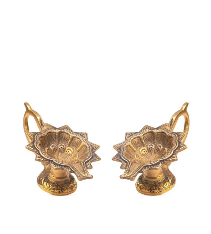 Brass Cup Type Lamp