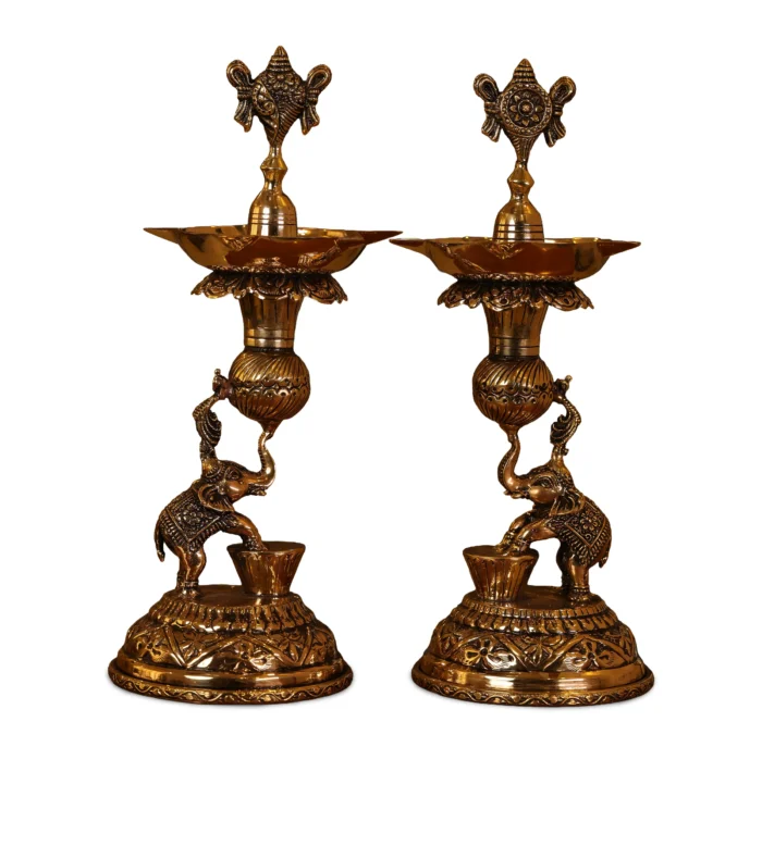 Light Weight Brass Elephant with Sanku Chakra Lamp
