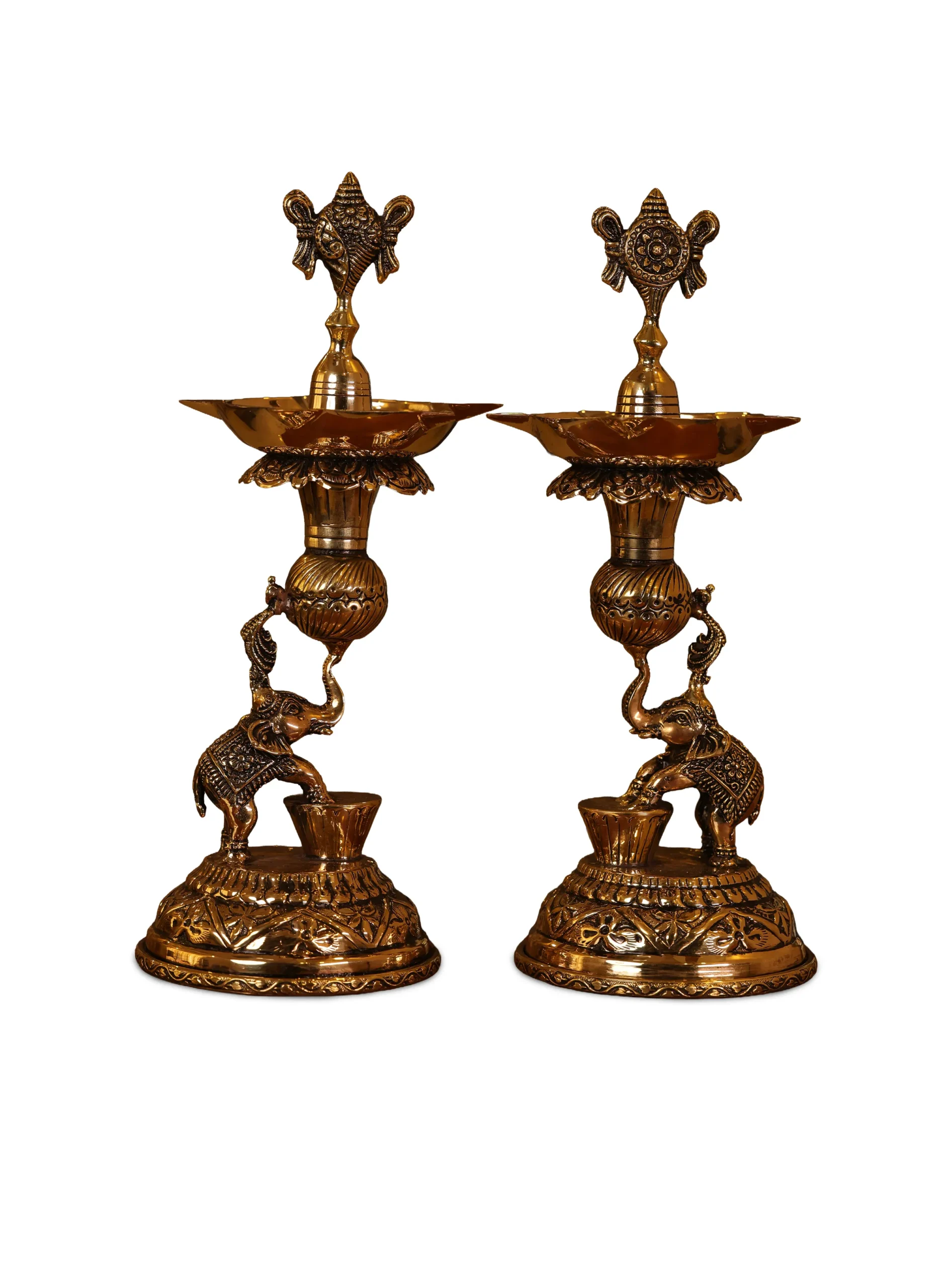 Light Weight Brass Elephant with Sanku Chakra Lamp